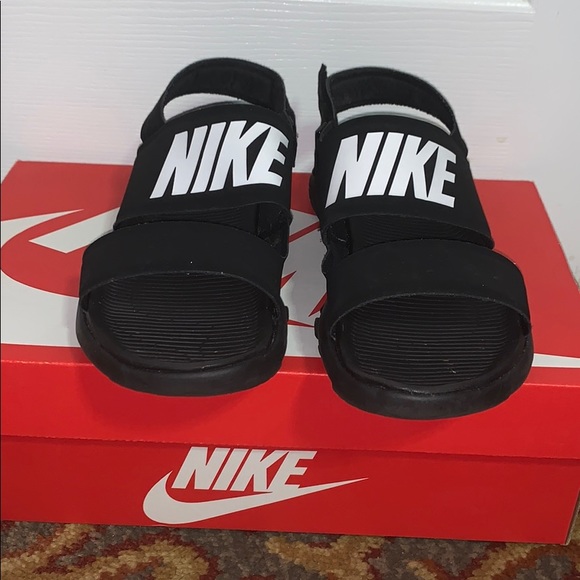 Nike Sandals - Picture 5 of 6
